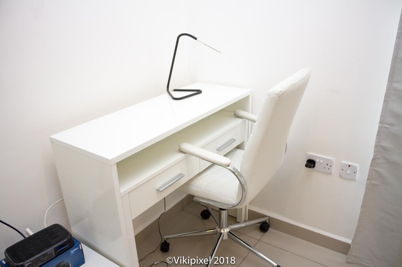 Gallery Apartments By Bestwest Hospitality أكرا الغرفة الصورة